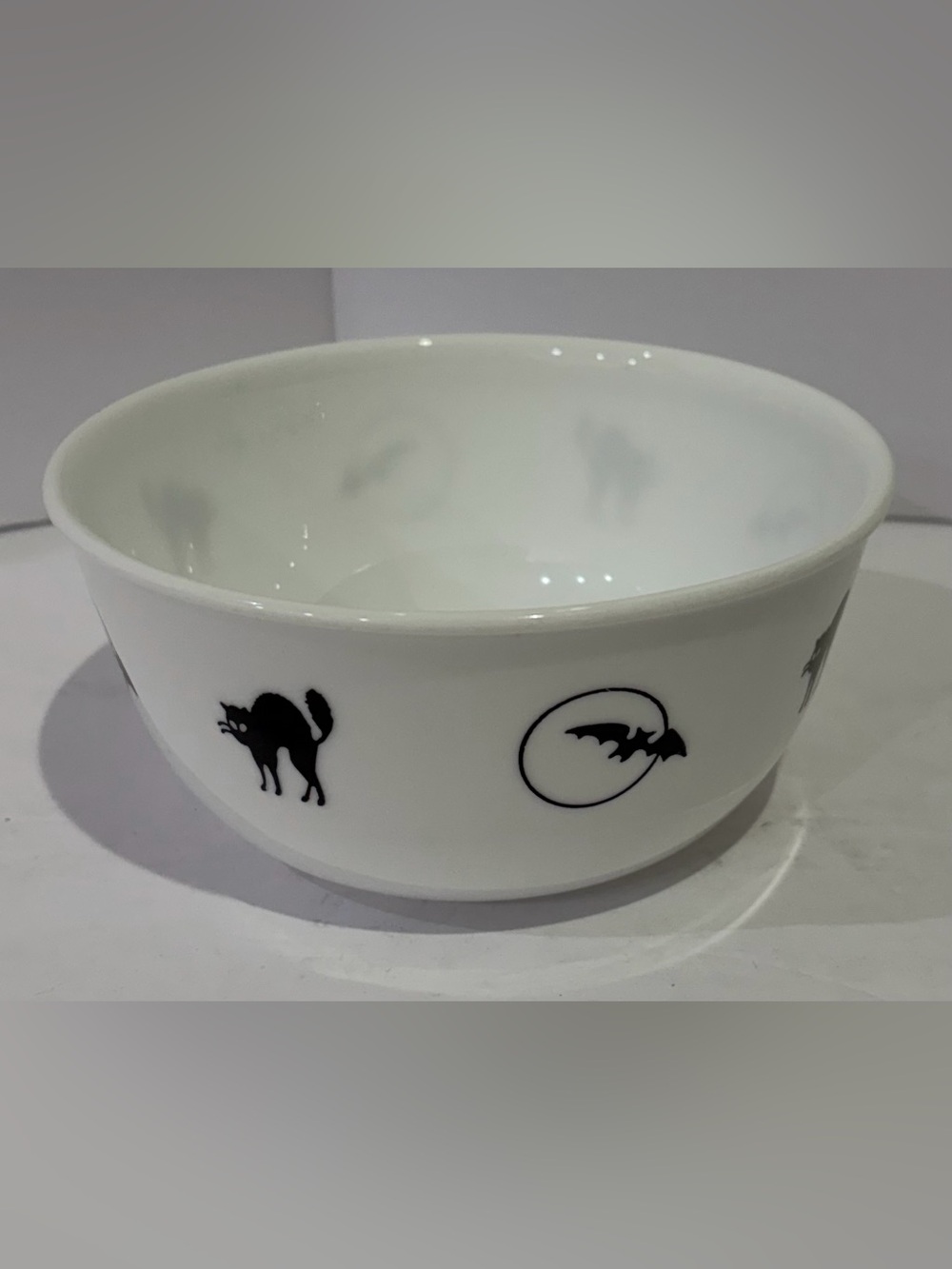 Rare Corelle “Cats & Bats” Halloween Platter, 8.5” Bowl and Small Snack Bowl - Picture 8 of 13